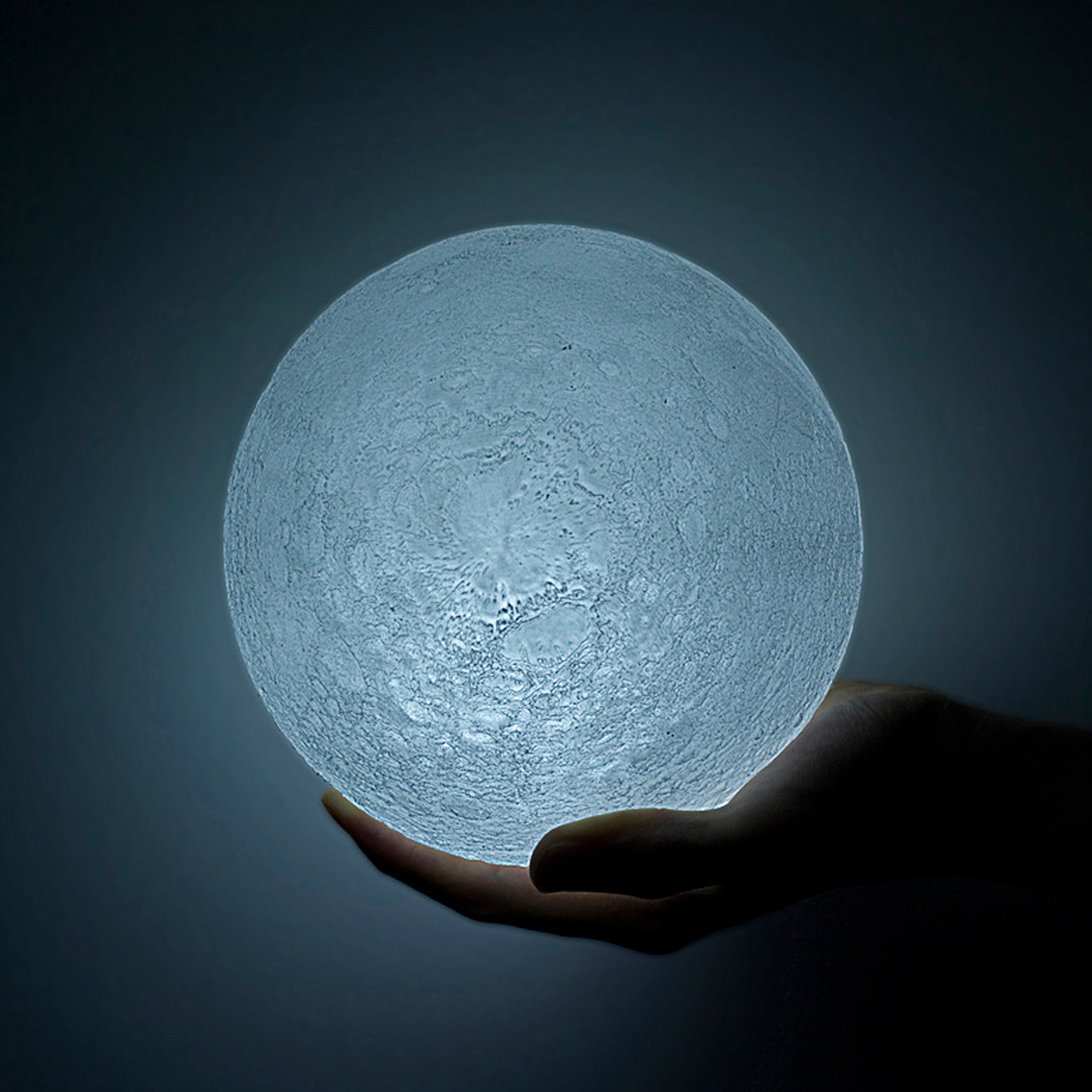 Lámpara LED Que Imita Rigurosamente La Superficie Lunar