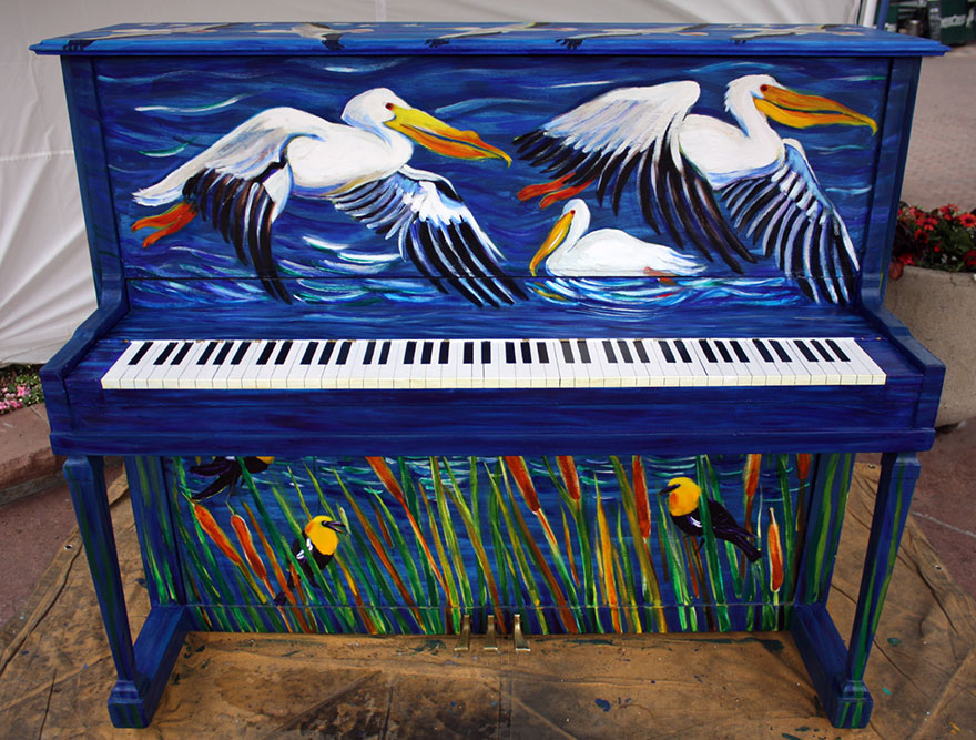 20 Pianos exquisitamente pintados en las calles de todo el mundo para que puedas tocarlos