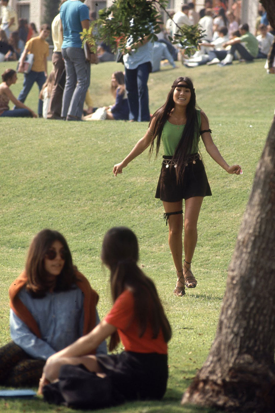 Estas chicas de instituto de los años 60 visten bien incluso hoy en día