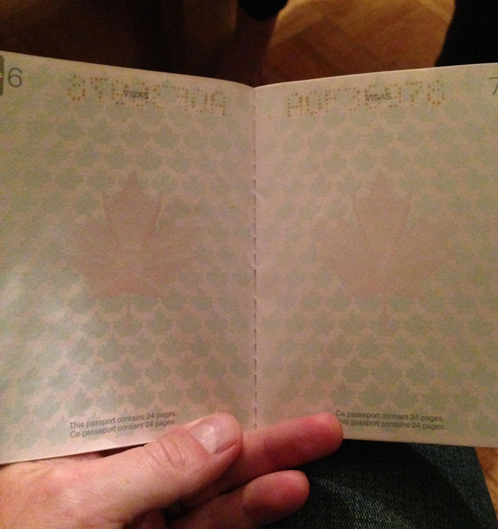 pasaporte-canadiense-ultravioleta (1)