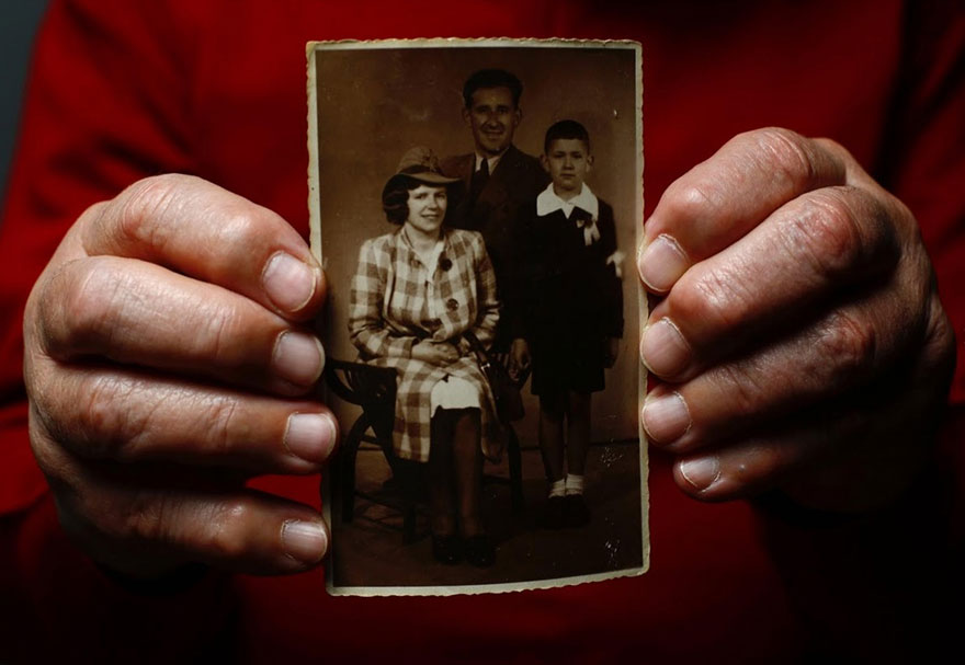 Estos elocuentes retratos de supervivientes de Auschwitz conmemoran el 70º aniversario de su liberación