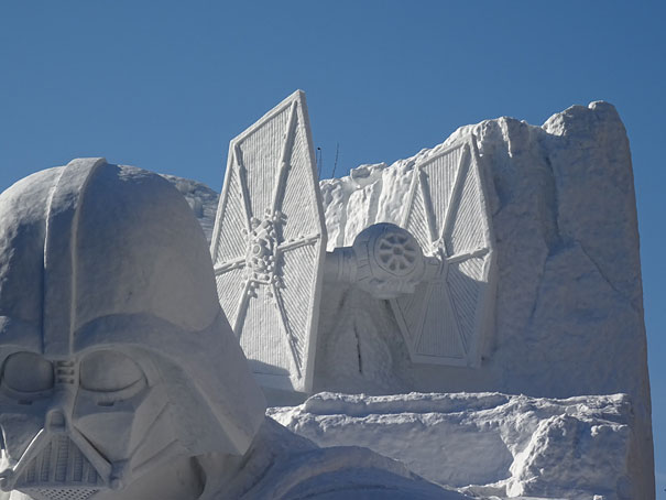 escultura-nieve-gigante-guerra-galaxias-sapporo (3)