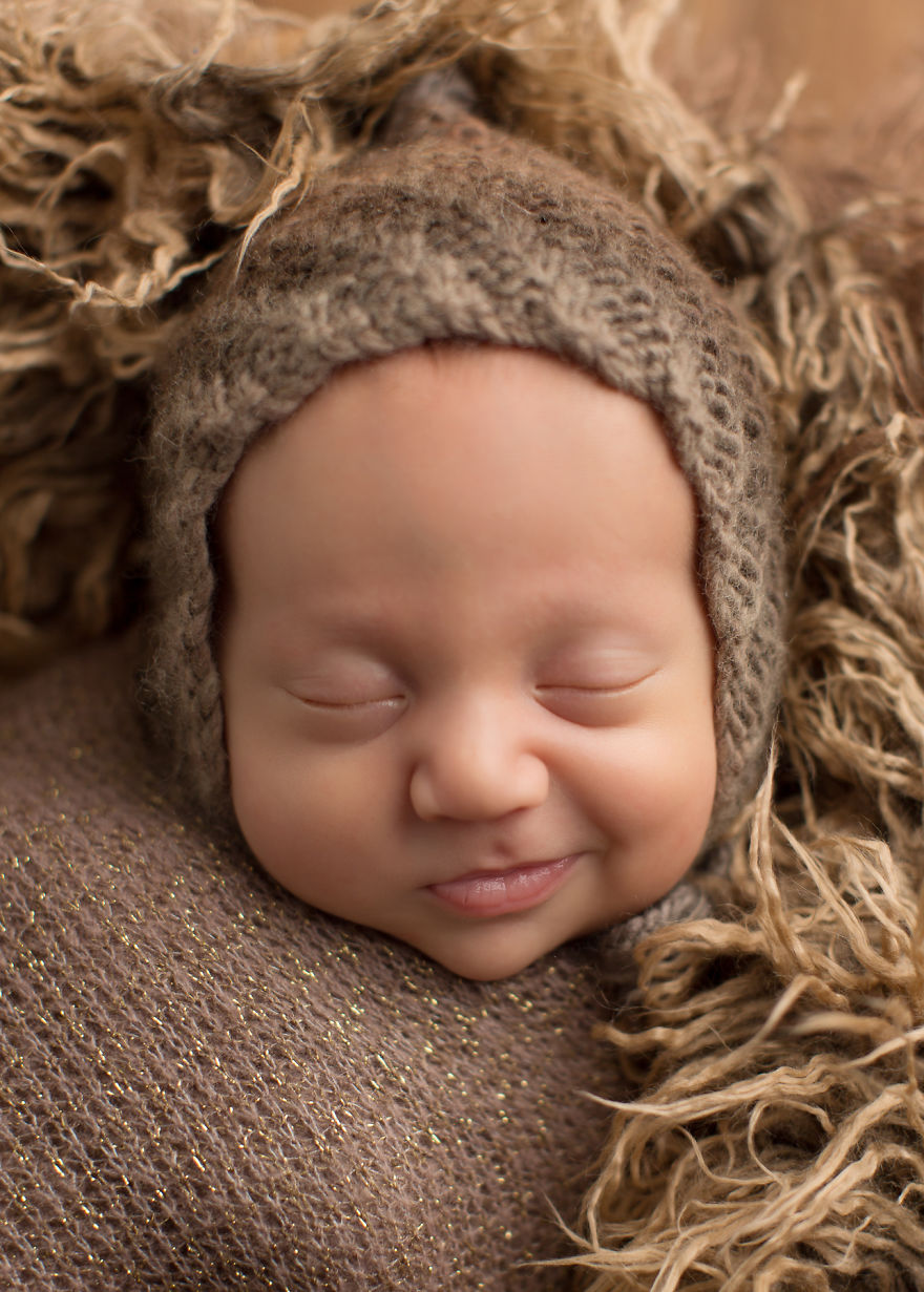 Bebés sonrientes: He aprendido cómo captar las sonrisas de los bebés mientras duermen