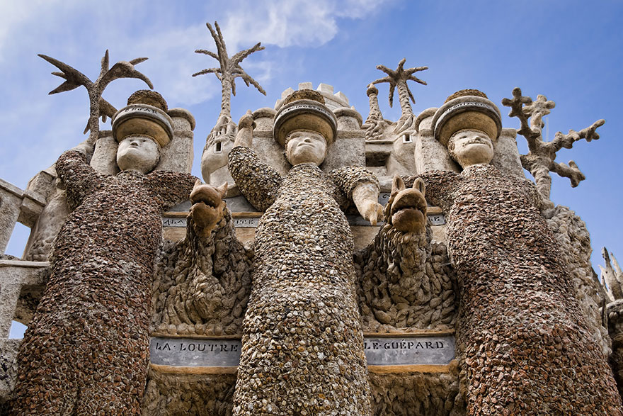 Un cartero francés pasó 33 años construyendo un palacio con piedras recogidas en su ruta de reparto