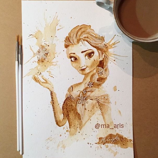 Utilizo café para pintar detalladamente a mis personajes favoritos