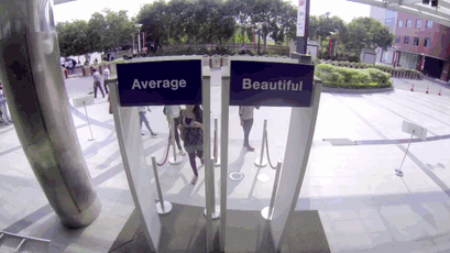 Una campaña publicitaria de Dove demuestra que las mujeres pueden ‘elegir ser bonitas’