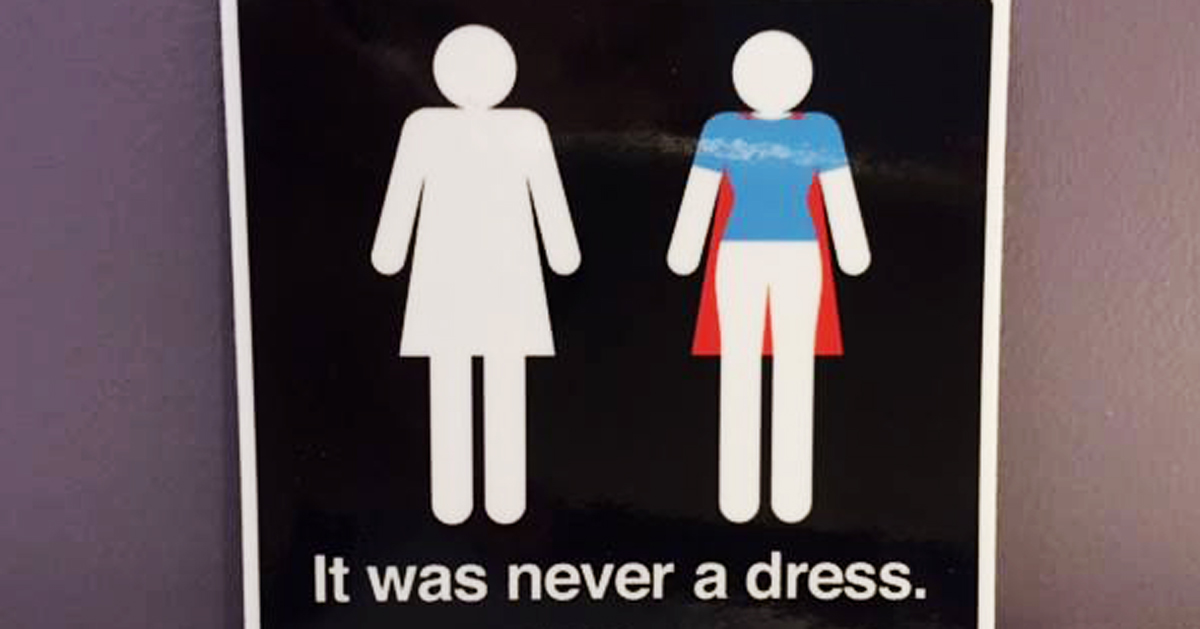 Nunca fue un vestido: Esta campaña cambia el modo de ver los carteles del cuarto de baño