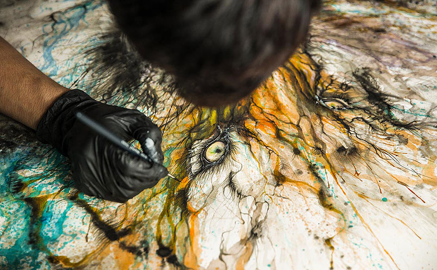 Estos retratos de animales están hechos con tinta salpicada por el artista chino Hua Tunan