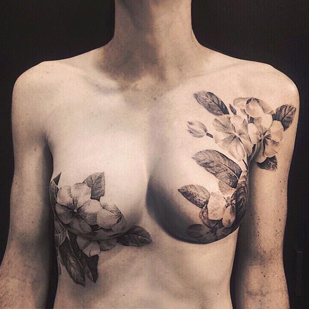 Las supervivientes de cáncer de mama pueden cubrir sus cicatrices con preciosos tatuajes