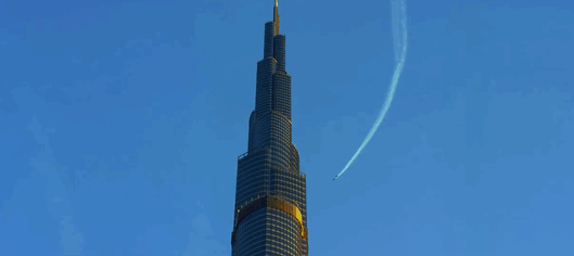 Dos hombres vuelan sobre Dubai con mochila cohete en este épico vídeo