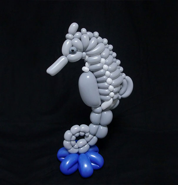 Este artista japonés crea animales increíblemente detallados con globos