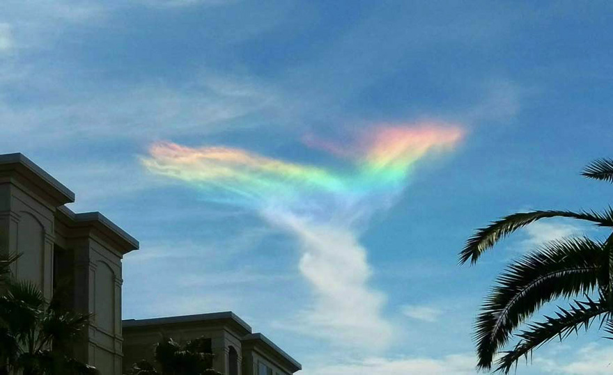 Un curioso "arco iris de fuego" aparece en el cielo de Carolina del Sur