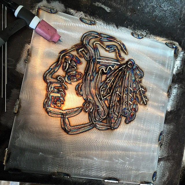 Este ingeniero de Chicago crea asombrosas obras de arte soldando metal