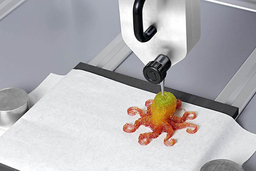 Esta es la 1ª impresora 3D del mundo que permite imprimir gominolas personalizadas