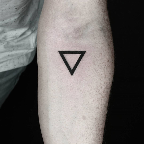 tatuajes-geometricos-minimalistas-okan-uckun (7)