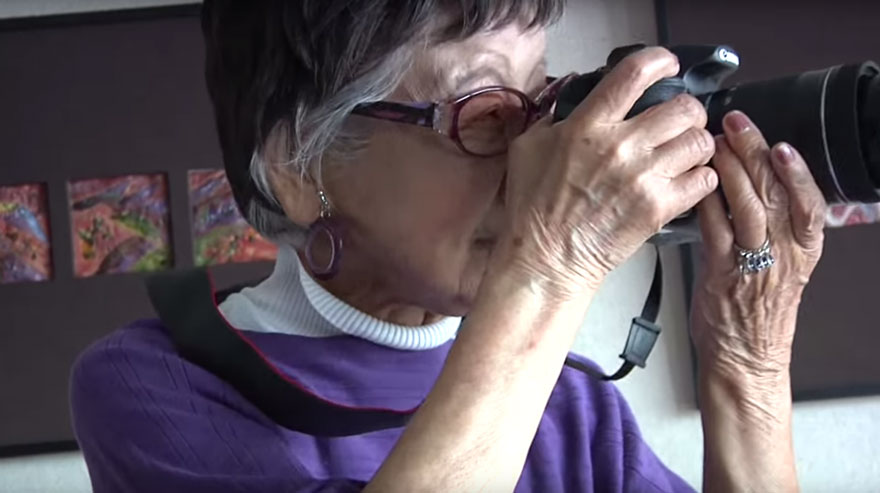 La 1ª reportera gráfica de Japón aún sigue haciendo fotos a la edad de 101 años