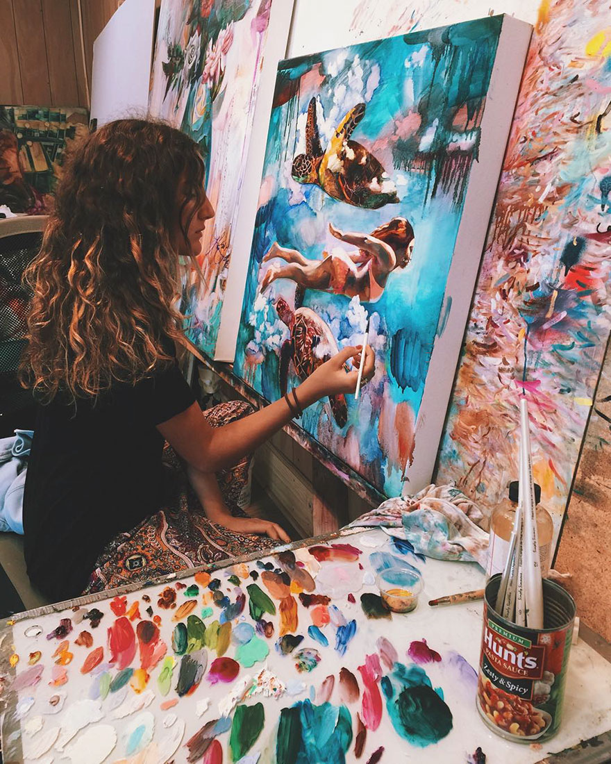 Esta talentosa artista de 16 años convierte sus sueños en pinturas