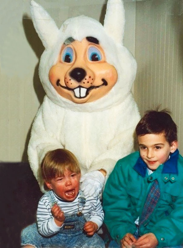 15 Fotos antiguas del conejo de Pascua que te darán pesadillas