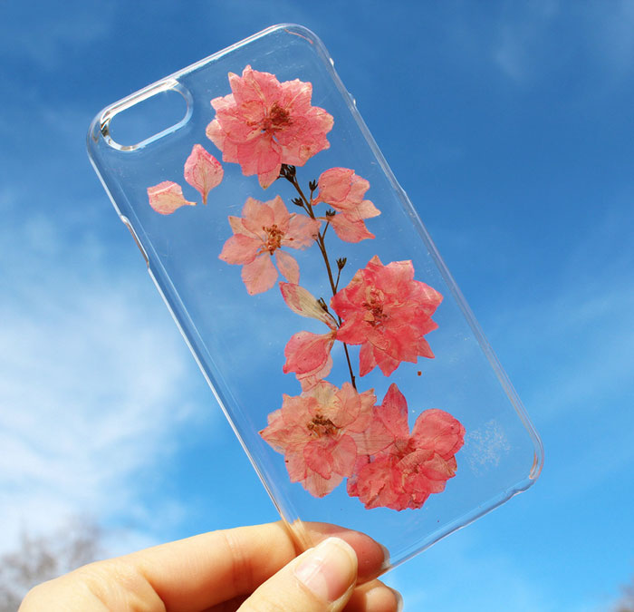 Fundas para el móvil con auténticas flores para celebrar la primavera