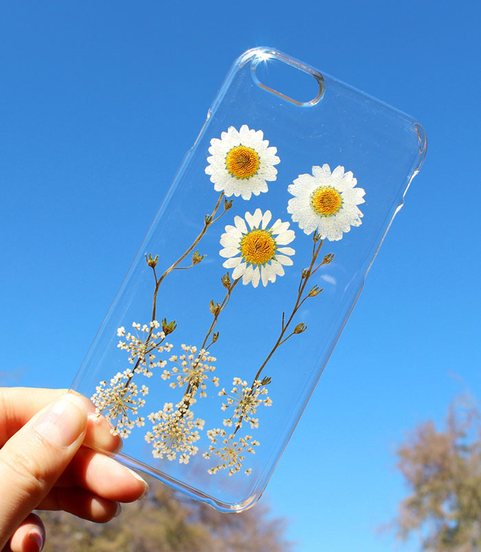 Fundas para el móvil con auténticas flores para celebrar la primavera