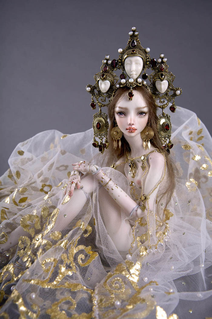 Muñecas de porcelana terriblemente realistas creadas por una artista rusa (NSFW)