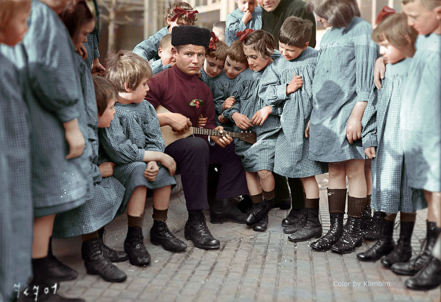 20 Fotos antiguas coloreadas que muestran la vida del pueblo ruso entre 1900 y 1965