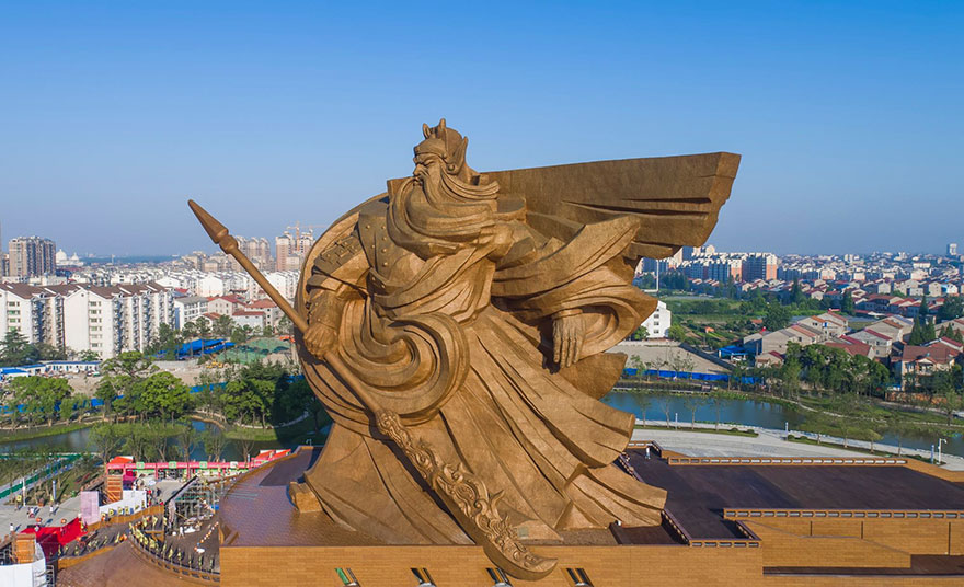 estatua-gigante-dios-guerra-guan-yu-china (1)