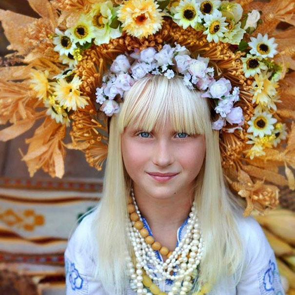 fotos-coronas-flores-tradicionales-ucrania-treti-pivni (2)