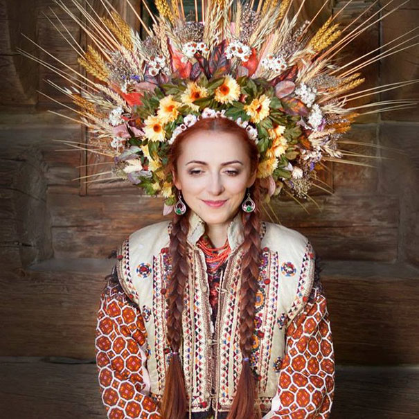 fotos-coronas-flores-tradicionales-ucrania-treti-pivni (5)