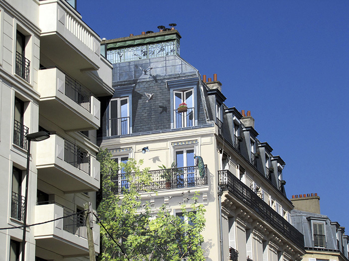 Este artista francés transforma las aburridas paredes urbanas en vibrantes escenas llenas de vida