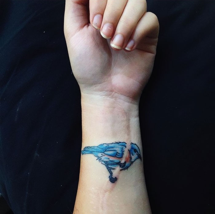 10 Tatuajes para cubrir cicatrices con sorprendentes historias detrás