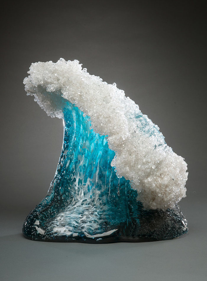 jarrones-vidrio-forma-olas-oceano-desomma-blaker (3)