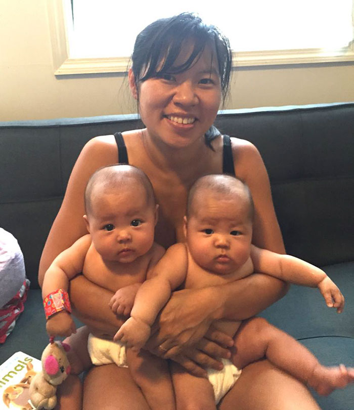 madre-trabajando-amamantando-gemelos-hein-koh (4)