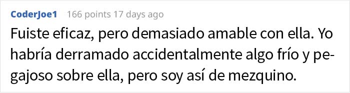 Una Karen roba los asientos a esta familia en un partido de f&uacute;tbol y les dice que se coloquen detr&aacute;s de ella, pero se arrepinti&oacute; enseguida