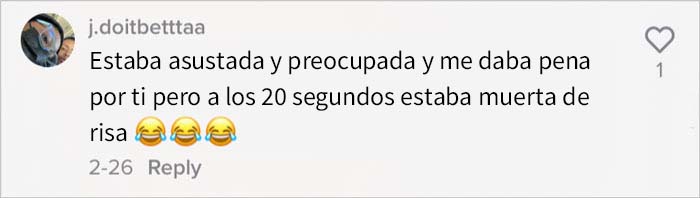 El colegio inform&oacute; a esta madre que hab&iacute;a un "hombre desconocido" recogiendo a su hija, sin darse cuenta de que era ella misma sin peluca