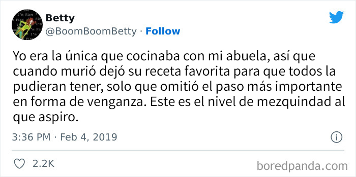 Choca esos cinco, abuela. Eso es impresionante