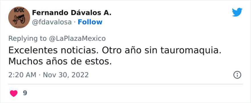 Internautas celebran la suspensi&oacute;n de corridas de toros en la Plaza M&eacute;xico