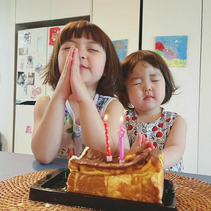 Estas adorables niñas coreanas tienen ya más de 1,5 millones de seguidores en Instagram gracias a su expresividad Estas adorables niñas coreanas tienen ya más de 1,5 millones de seguidores en Instagram gracias a su expresividad