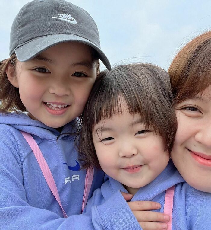 Estas adorables niñas coreanas tienen ya más de 1,5 millones de seguidores en Instagram gracias a su expresividad Estas adorables niñas coreanas tienen ya más de 1,5 millones de seguidores en Instagram gracias a su expresividad