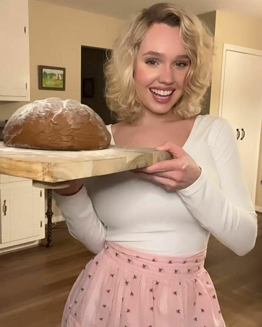 Esta mujer de 25 a&ntilde;os es feliz siendo ama de casa y cuidando de su marido al estilo tradicional