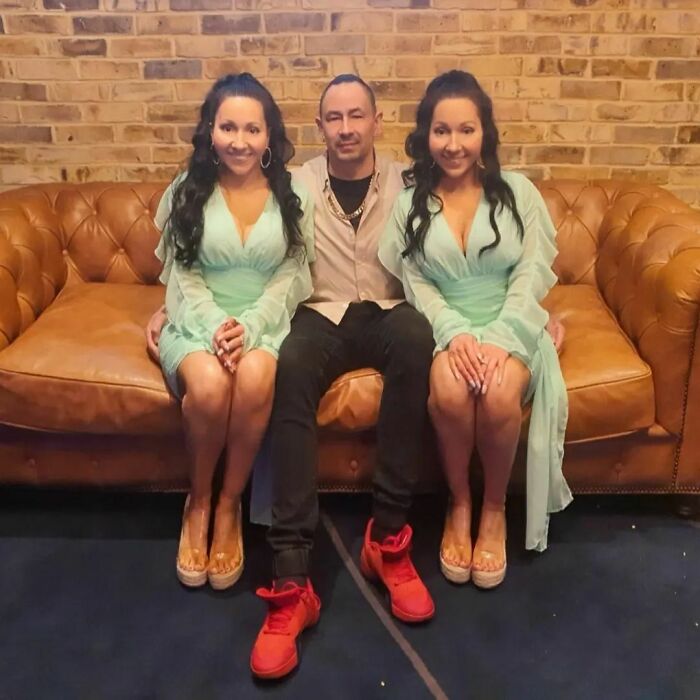 Estas gemelas son tan id&eacute;nticas que lo comparten todo... &iexcl;hasta el novio!