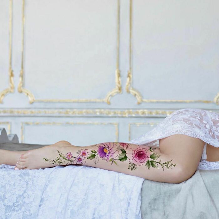50 Tatuajes florales que parecen pinturas de acuarela sobre la piel (nuevas fotos)