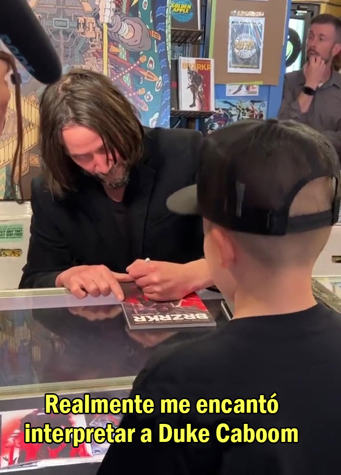 La leyenda de Keanu Reeves sigue creciendo tras un tierno encuentro con un fan de 9 a&ntilde;os