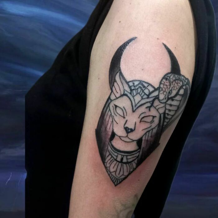 30 Tatuajes muy simbólicos para sentirse brujita todo el año