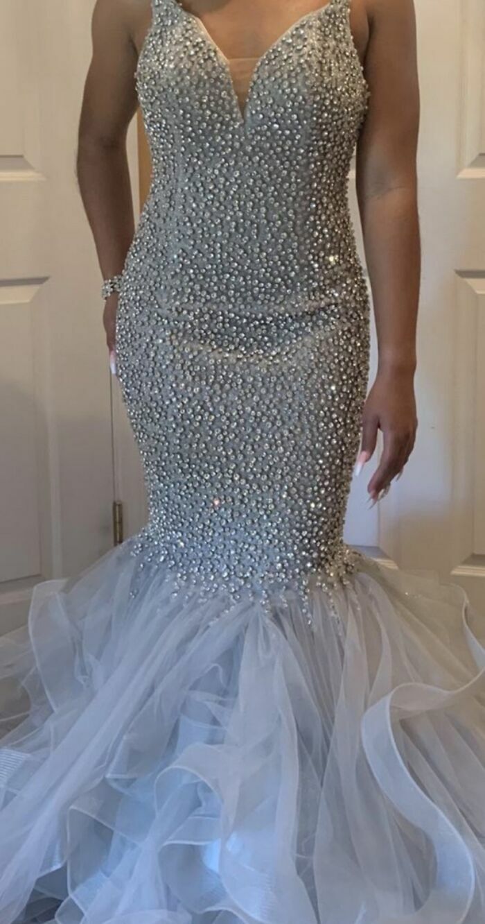 Alguien Cercano A Los Novios Trajo Este Vestido A Su Boda