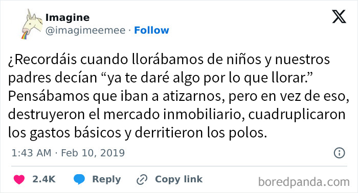 Meme "contra la humanidad" sobre llorar de niños y destruir el mercado inmobiliario, con humor irónico.