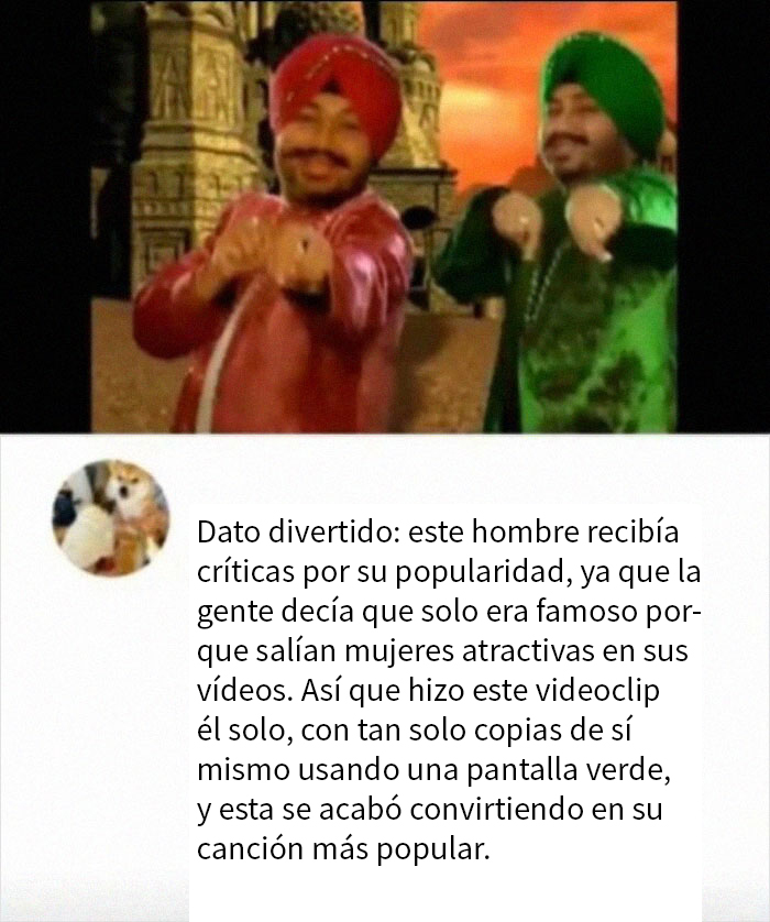 Dos hombres con turbantes bailando en un videoclip humorístico. Texto habla sobre la popularidad en videos.