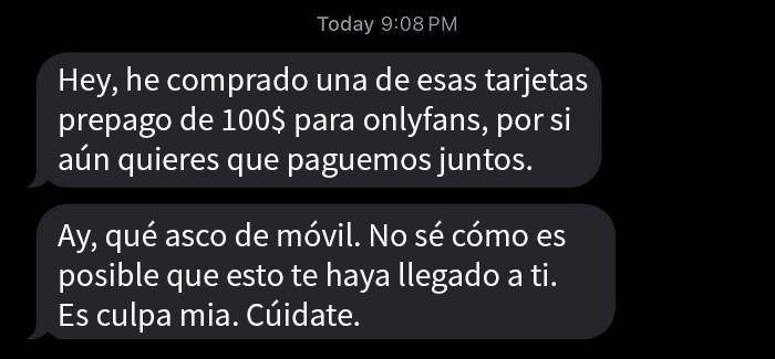 Captura de mensajes salvajes y horribles de exparejas mostrando conversaciones incómodas y tensas en un móvil.
