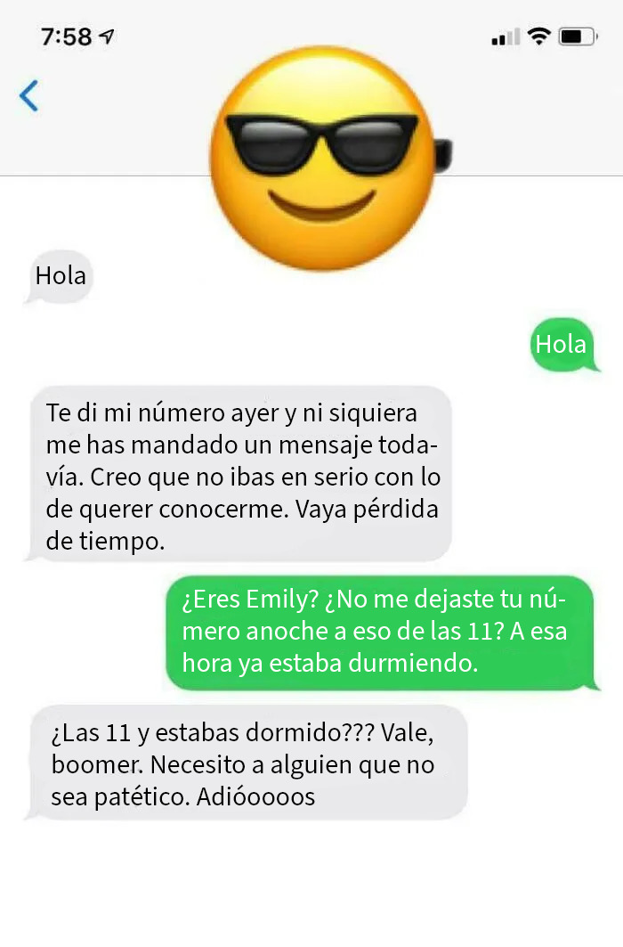 Conversación de mensajes que muestra una mujer tóxica exigiendo atención y criticando sin razón, destacando comportamiento tóxico.
