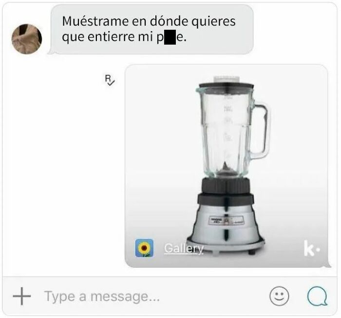 Conversación en chat donde una mujer responde con un comentario sarcástico que hace que hombres incómodos se arrepientan.